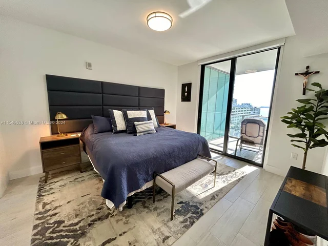 1010 Brickell Ave # 2002, Miami FL 33131
