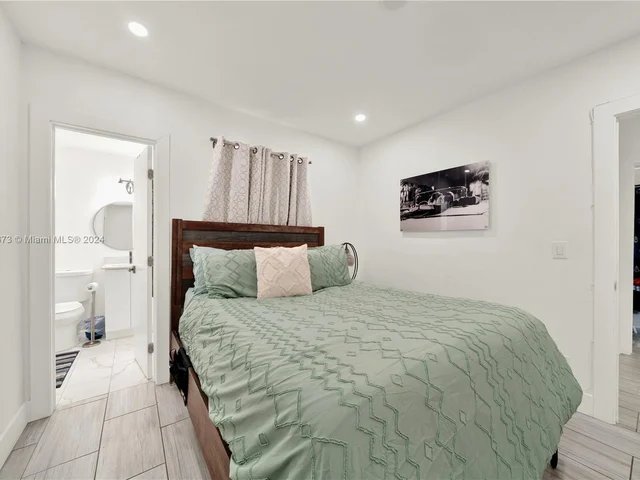 591 NE 170th St, North Miami Beach FL 33162