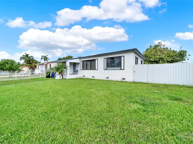 591 NE 170th St, North Miami Beach FL 33162