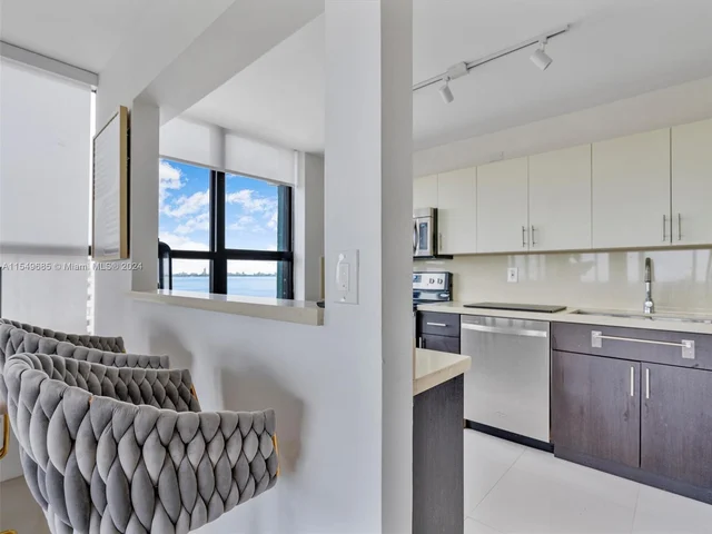 780 NE 69th St # 1202, Miami FL 33138