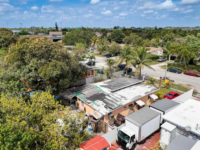 550 NW 143rd St, North Miami FL 33168