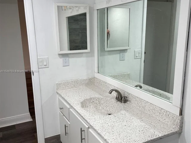 6001 N Falls Circle # 408, Lauderhill FL 33319