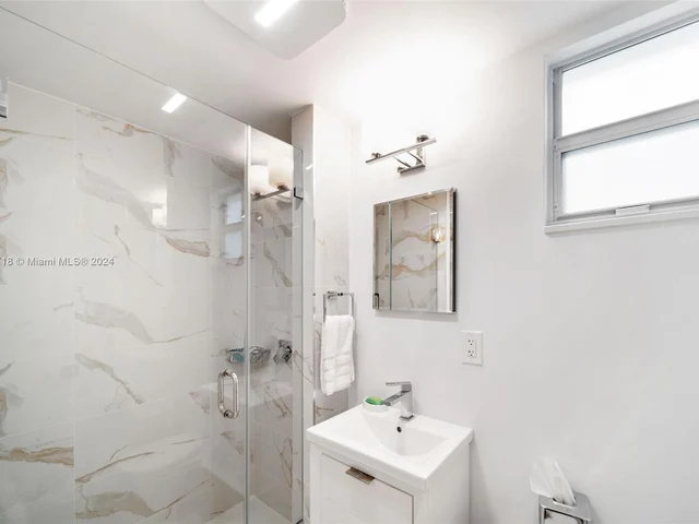 440 W 62nd St # 0, Miami Beach FL 33140