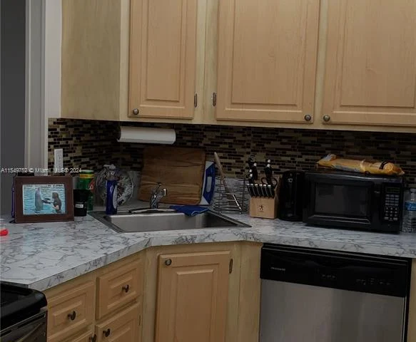 701 Three Islands Blvd # 417, Hallandale Beach FL 33009