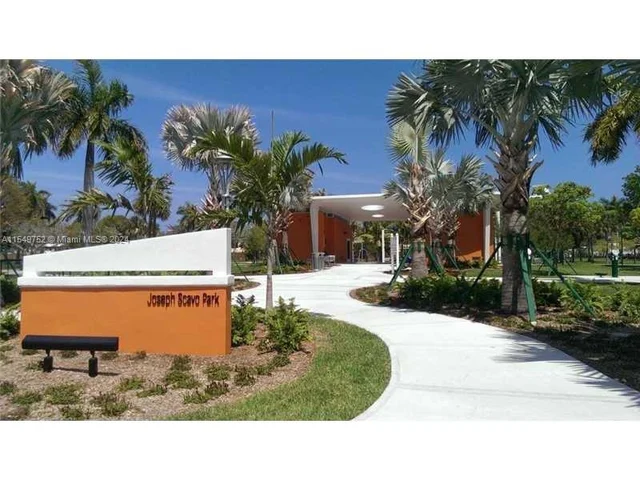 701 Three Islands Blvd # 417, Hallandale Beach FL 33009