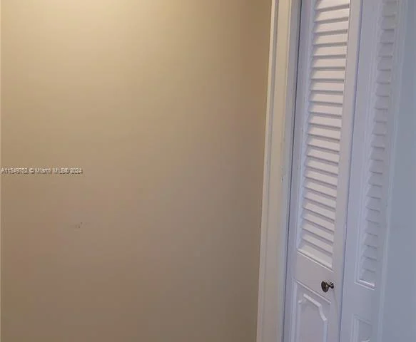 701 Three Islands Blvd # 417, Hallandale Beach FL 33009