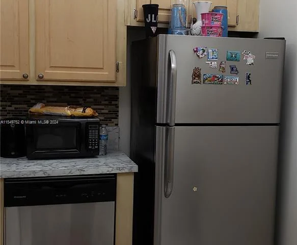 701 Three Islands Blvd # 417, Hallandale Beach FL 33009