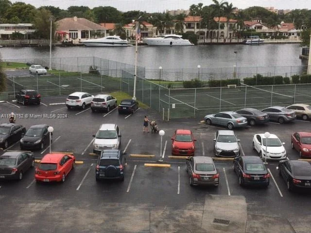 701 Three Islands Blvd # 417, Hallandale Beach FL 33009