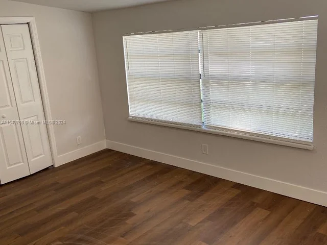 5311 NE 10th Ave, Deerfield Beach FL 33064