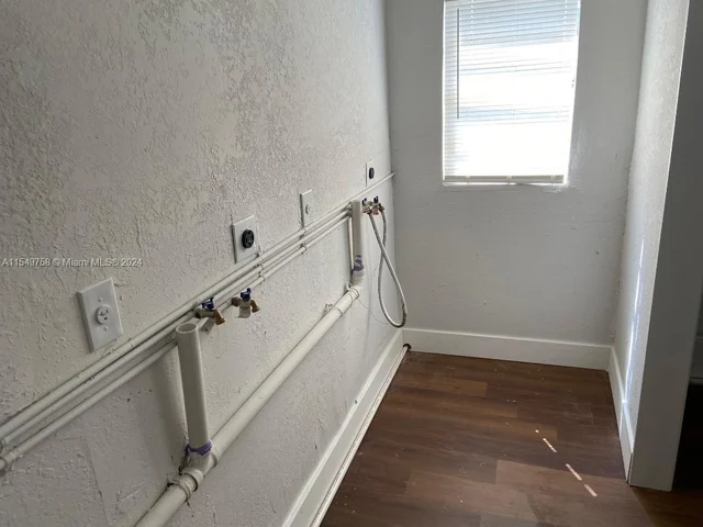 5311 NE 10th Ave, Deerfield Beach FL 33064