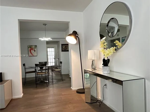 911 Meridian Ave # 101, Miami Beach FL 33139