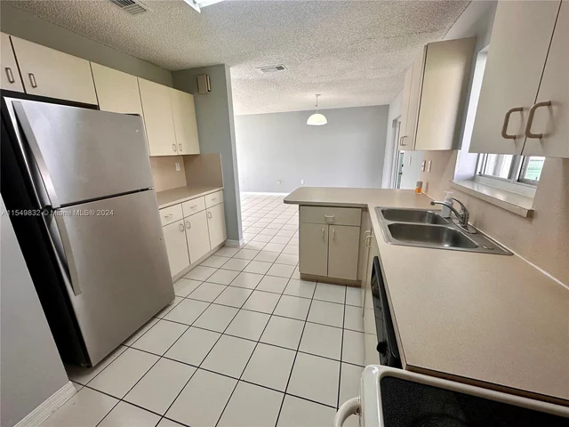 18124 SW 153rd Pl, Miami FL 33187