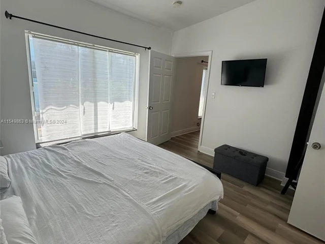 919 SW 10th St # 1, Miami FL 33130