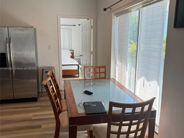 919 SW 10th St # 1, Miami FL 33130