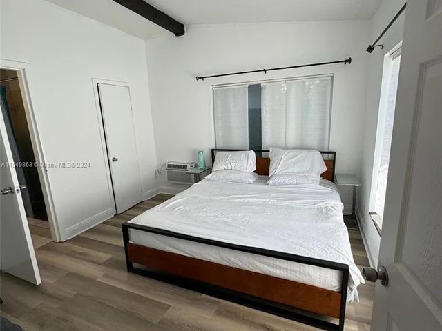 919 SW 10th St # 1, Miami FL 33130