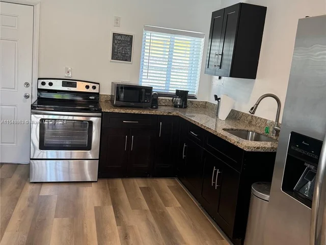 919 SW 10th St # 1, Miami FL 33130