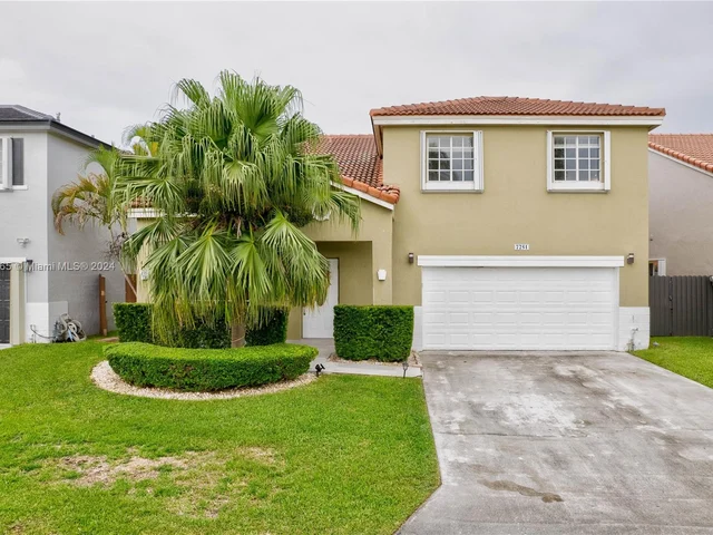 7251 SW 158th Pl, Miami FL 33193