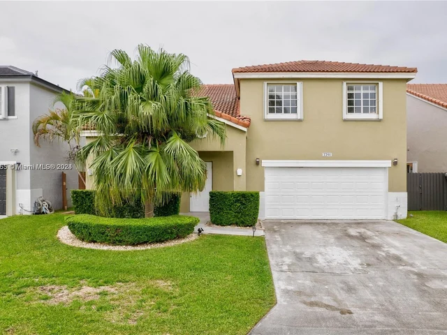 7251 SW 158th Pl, Miami FL 33193