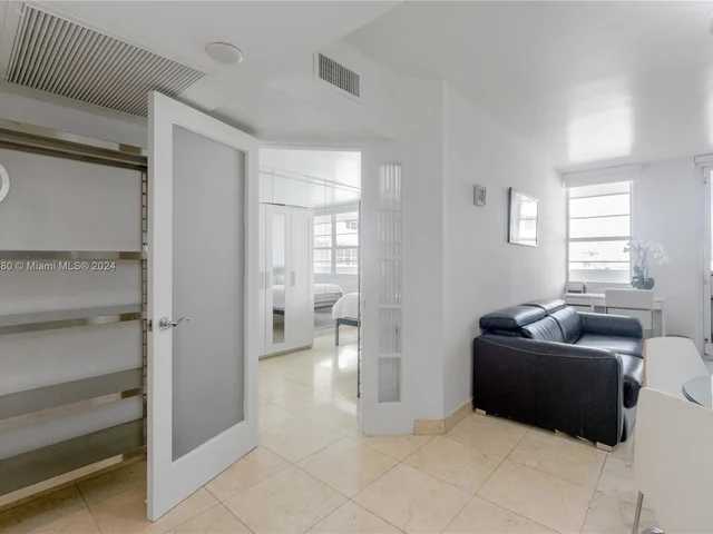 100 Lincoln Rd # 1020, Miami Beach FL 33139
