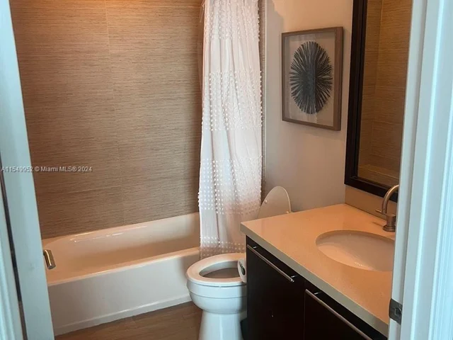 7930 East Dr, North Bay Village FL 33141