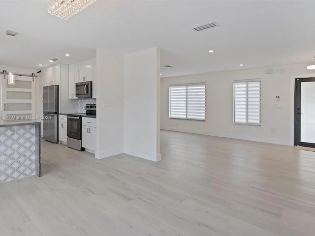 241 SW 122nd Ct # a, Miami FL 33184