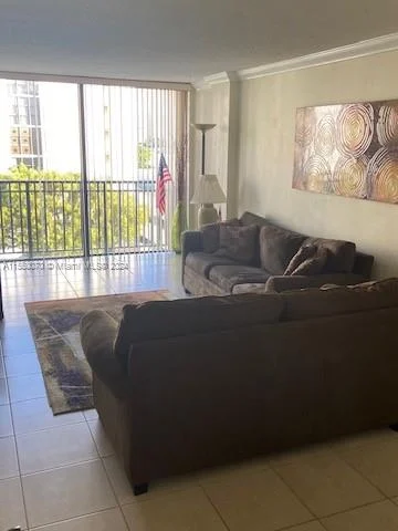 16909 N Bay Rd # 608, Sunny Isles Beach FL 33160