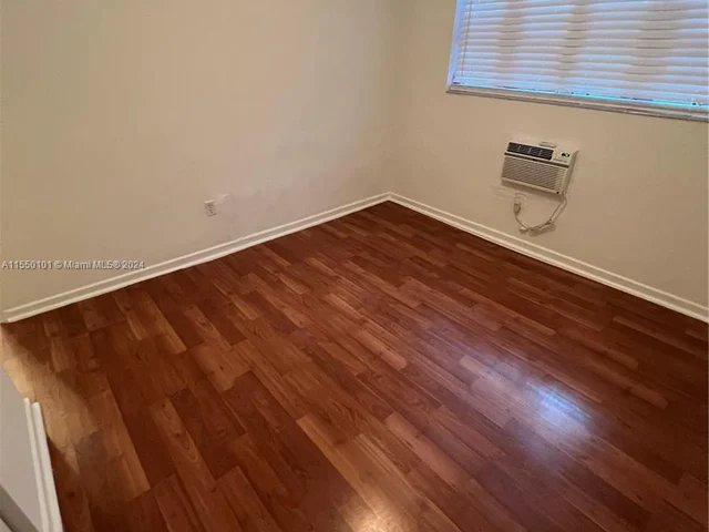 4 Nahkoda Dr # 4, Miami Springs FL 33166