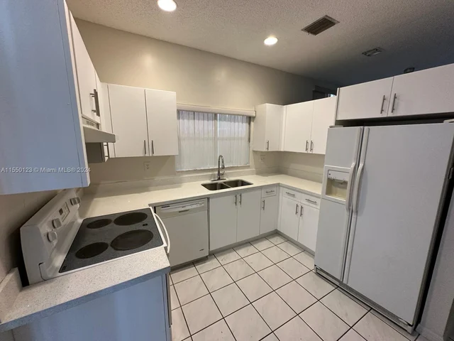 3645 Murano Dr # 0, Hollywood FL 33021