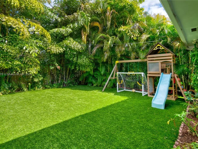 341 Aledo Ave, Coral Gables FL 33134