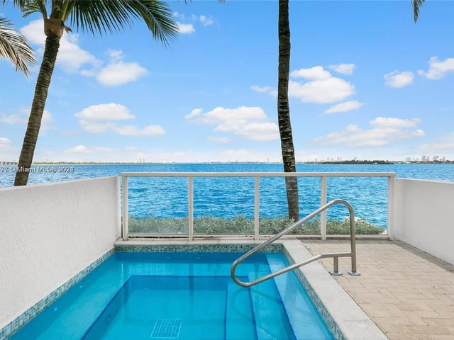 665 NE 25th St # 801, Miami FL 33137