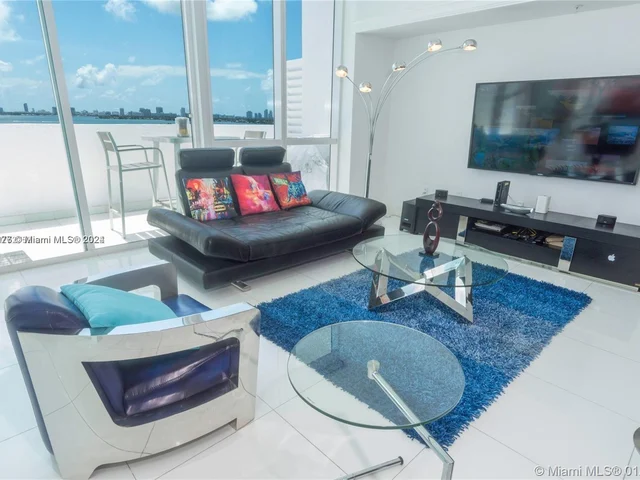 665 NE 25th St # 801, Miami FL 33137