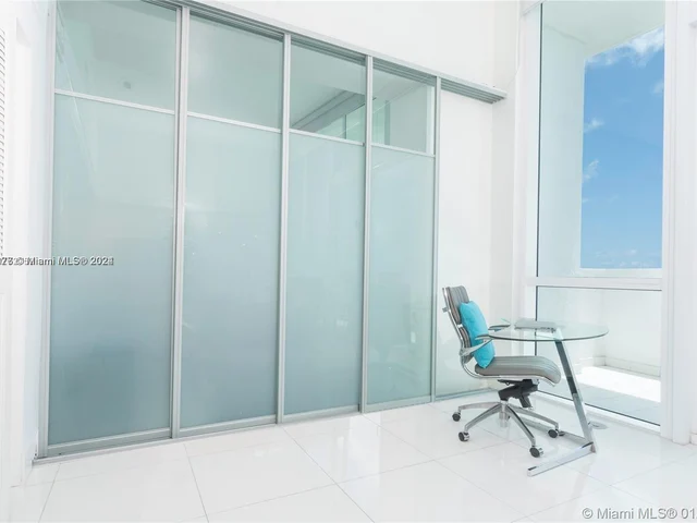 665 NE 25th St # 801, Miami FL 33137