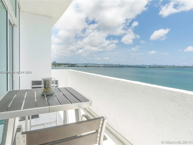 665 NE 25th St # 801, Miami FL 33137