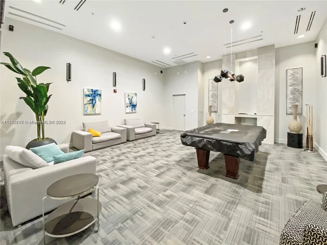 665 NE 25th St # 801, Miami FL 33137