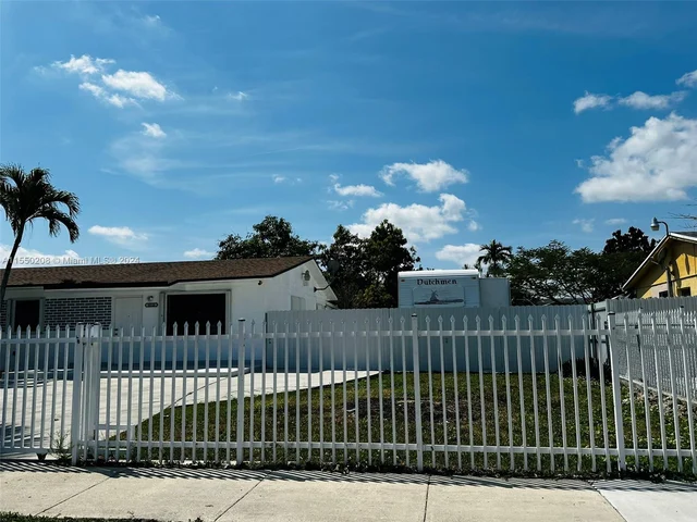 30120 SW 152nd Ave, Homestead FL 33033