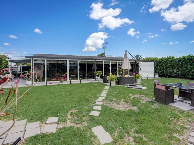 4400 SW 104th Ave, Miami FL 33165