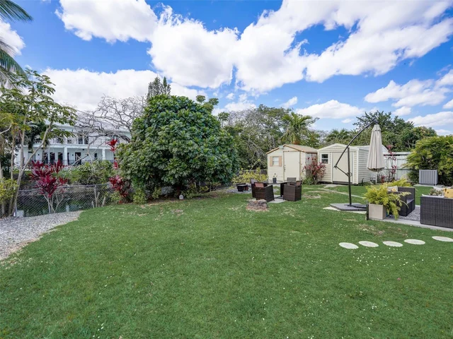 4400 SW 104th Ave, Miami FL 33165