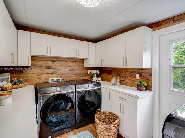 4400 SW 104th Ave, Miami FL 33165