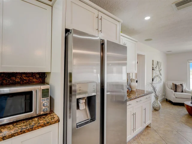 4400 SW 104th Ave, Miami FL 33165