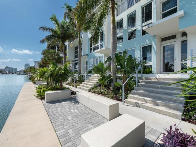 47 N SHORE DR # 47, Miami Beach FL 33141