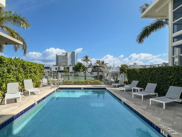 47 N SHORE DR # 47, Miami Beach FL 33141