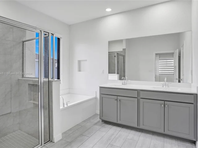 19815 SW 131st Ct # 0, Miami FL 33177