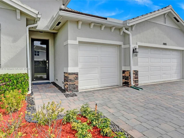 19815 SW 131st Ct # 0, Miami FL 33177