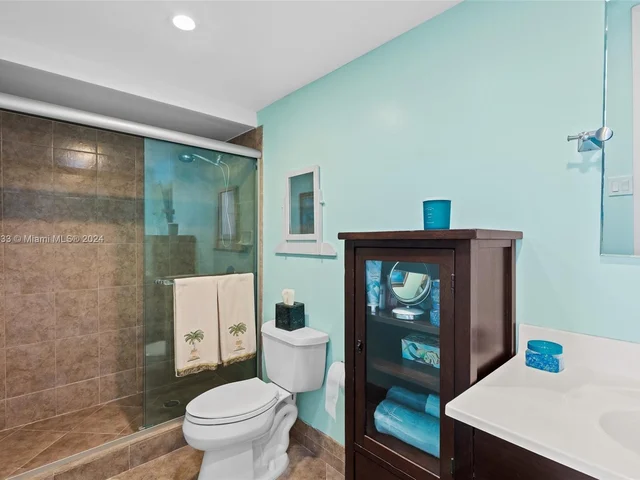 2701 N Ocean Blvd # 6F, Fort Lauderdale FL 33308