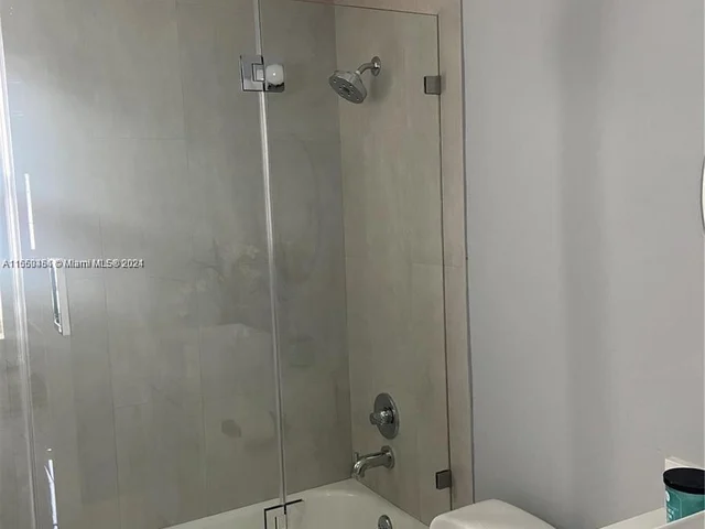 8721 SW 80th St, Miami FL 33173