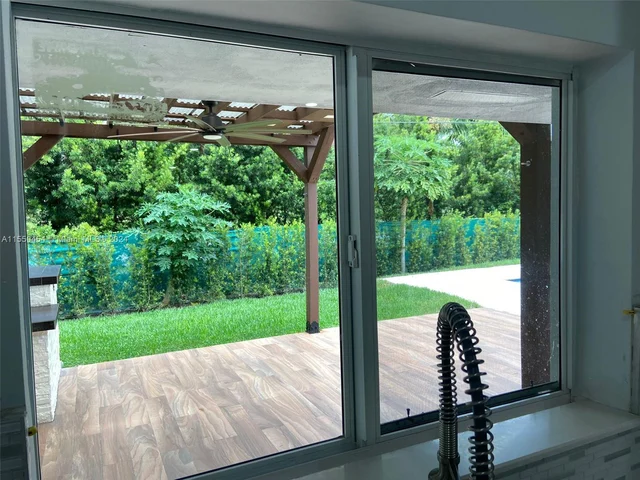 8721 SW 80th St, Miami FL 33173