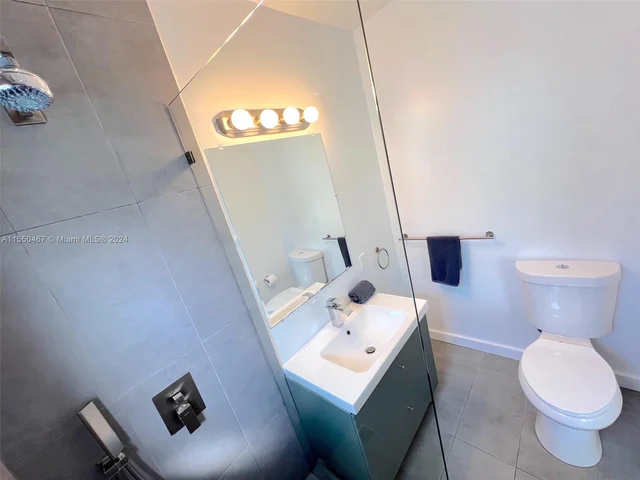 1555 Pennsylvania Ave # 205, Miami Beach FL 33139