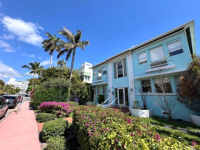 1555 Pennsylvania Ave # 205, Miami Beach FL 33139