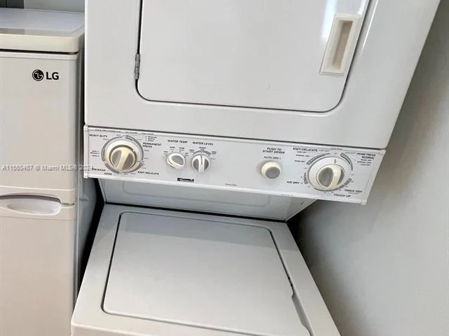 1555 Pennsylvania Ave # 205, Miami Beach FL 33139