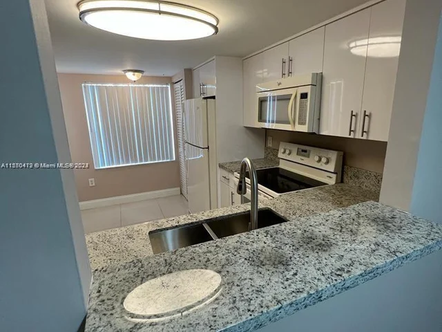 3837 NW 90th Ave # 3837, Sunrise FL 33351